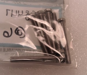 Package Shows Multiple Pieces, However Price and Order Quantity is Per Piece 