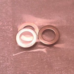 Package Shows Multiple Pieces, However Price and Order Quantity is Per Piece 