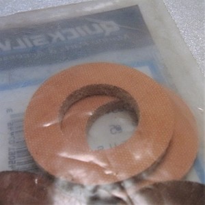Package Shows Multiple Pieces, However Price and Order Quantity is Per Piece 