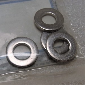 Package Shows Multiple Pieces, However Price and Order Quantity is Per Piece 