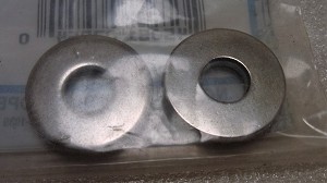 Package Shows Multiple Pieces, However Price and Order Quantity is Per Piece 