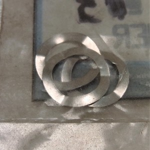 Package Shows Multiple Pieces, However Price and Order Quantity is Per Piece 