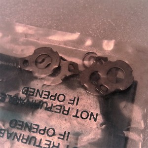 Package Shows Multiple Pieces, However Price and Order Quantity is Per Piece 