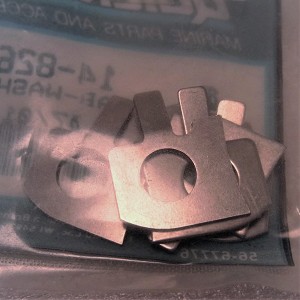 Package Shows Multiple Pieces, However Price and Order Quantity is Per Piece 