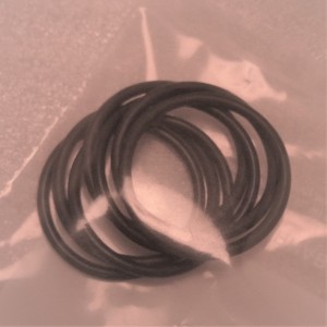 Multiple pieces are pictured, however price is per piece. 
