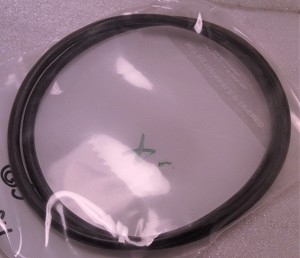 Multiple pieces are pictured, however price is per piece. 