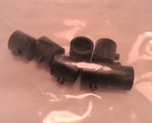 Multiple pieces are pictured, however price is per piece. 