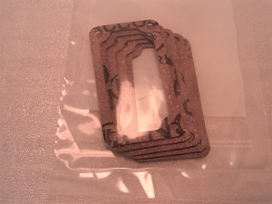 Multiple pieces are pictured, however price is per piece. 