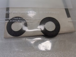 Multiple pieces are pictured, however price is per piece. 