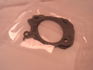 Multiple pieces are pictured, however price is per piece. 