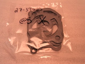 Multiple pieces are pictured, however price is per piece. 