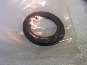 Multiple pieces are pictured, however price is per piece. 