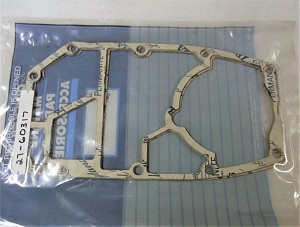 Multiple pieces are pictured, however price is per piece. 