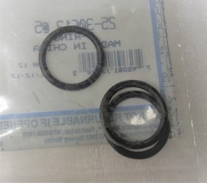Multiple pieces are pictured, however price is per piece. 