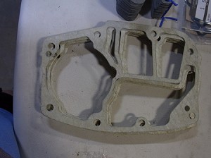 Multiple pieces are pictured, however price is per piece. 
